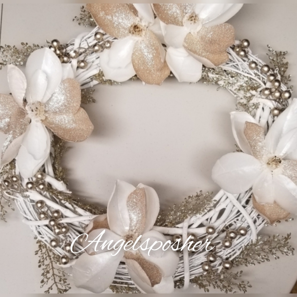 Large White Shimmery Wreath